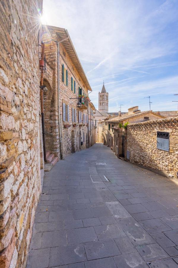 Terrazza Santa Chiara Hotel Assisi Buitenkant foto