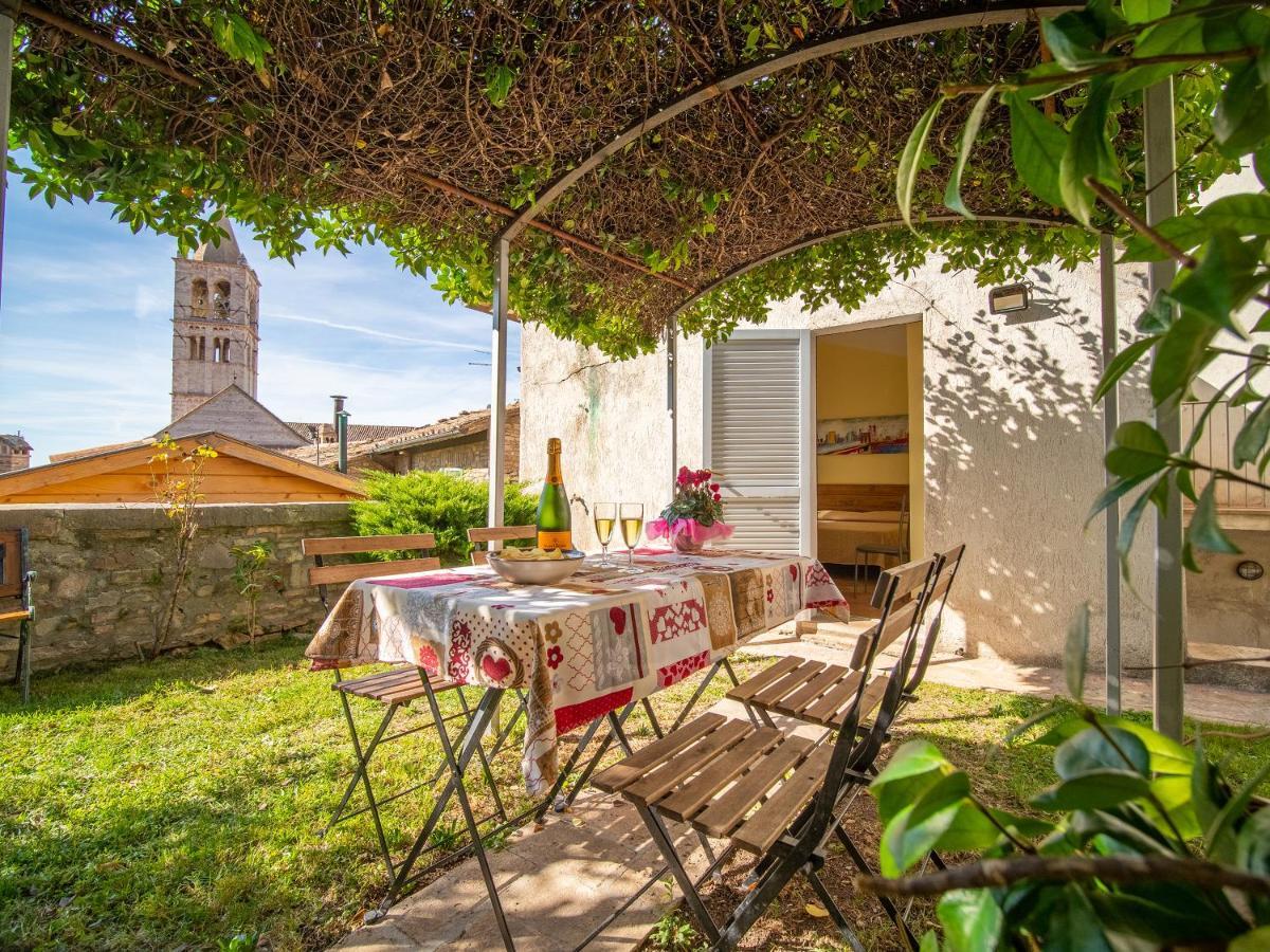 Terrazza Santa Chiara Hotel Assisi Buitenkant foto