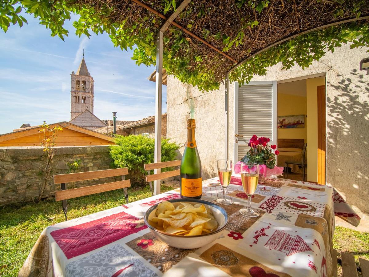 Terrazza Santa Chiara Hotel Assisi Buitenkant foto